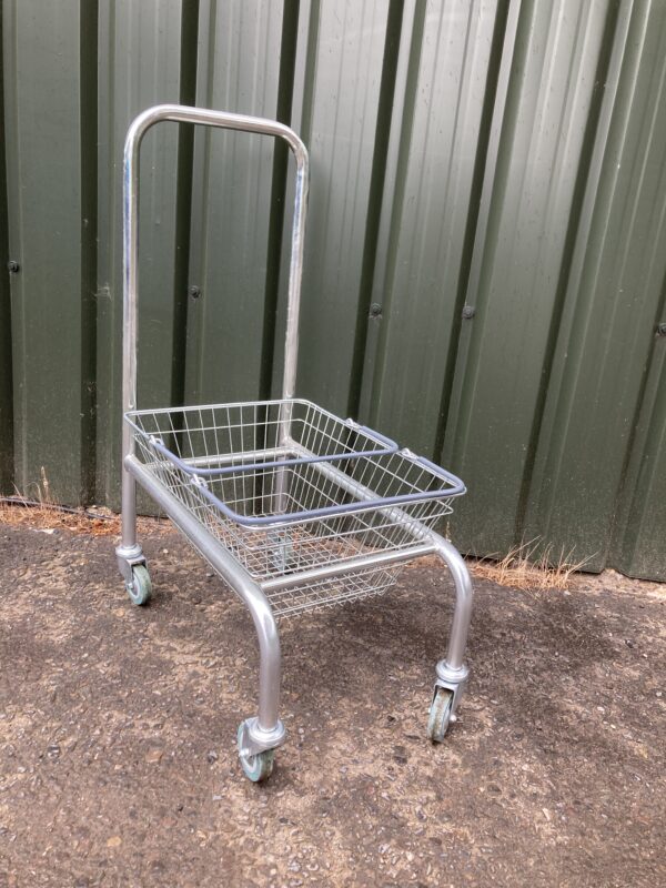 Mobile Shopping Basket Stacker for 23L Wire Baskets New - Image 2