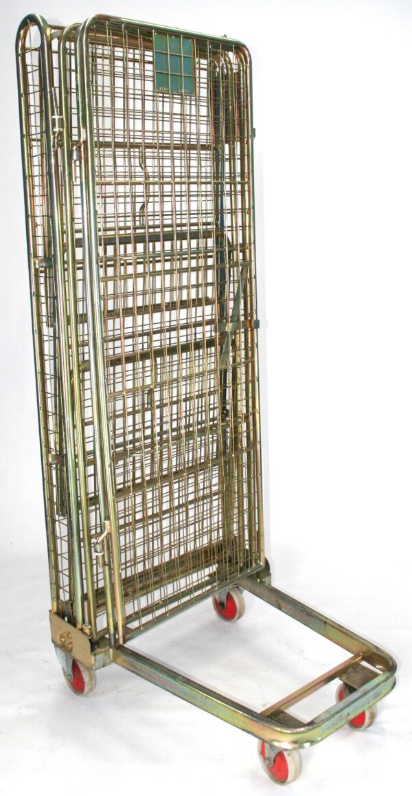 4 Sided Mesh Cage with 2 shelves Used - Image 3